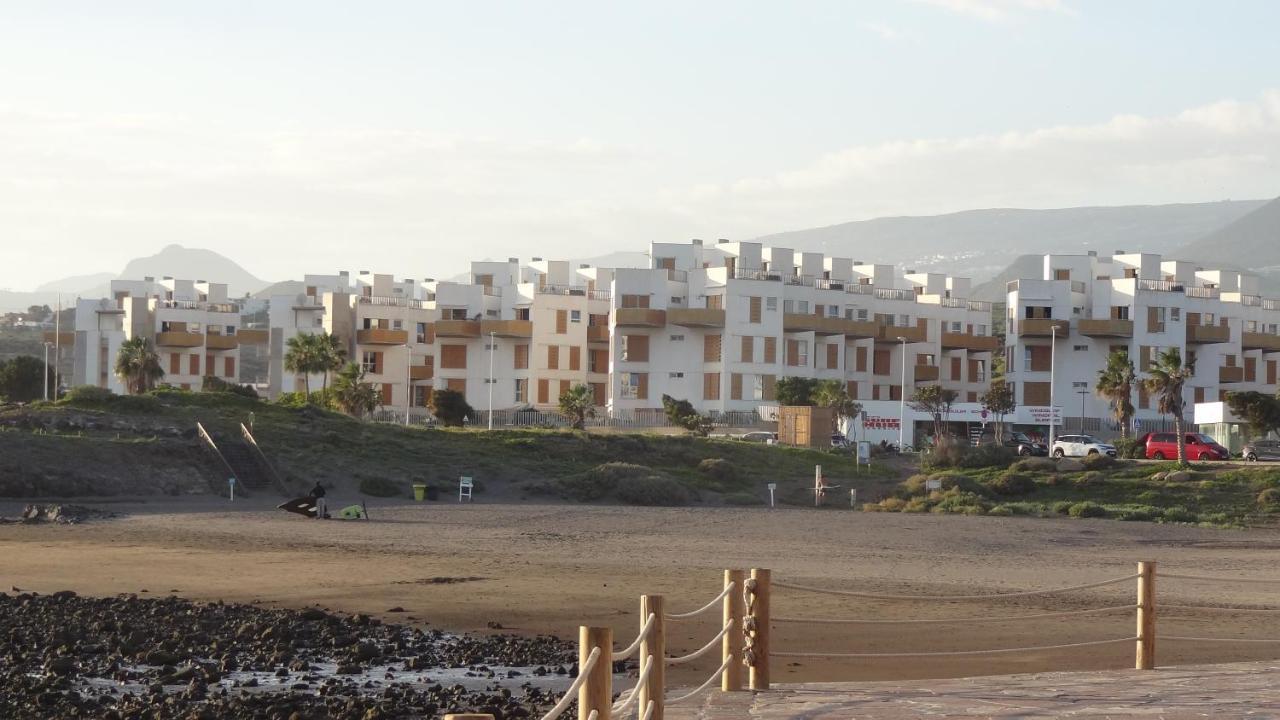 Los Martines Beachfront Ocean View El Médano المظهر الخارجي الصورة