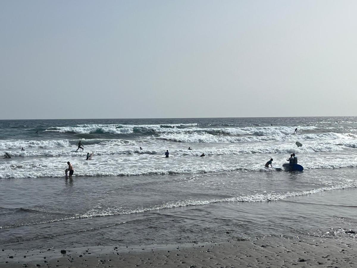 Los Martines Beachfront Ocean View El Médano المظهر الخارجي الصورة