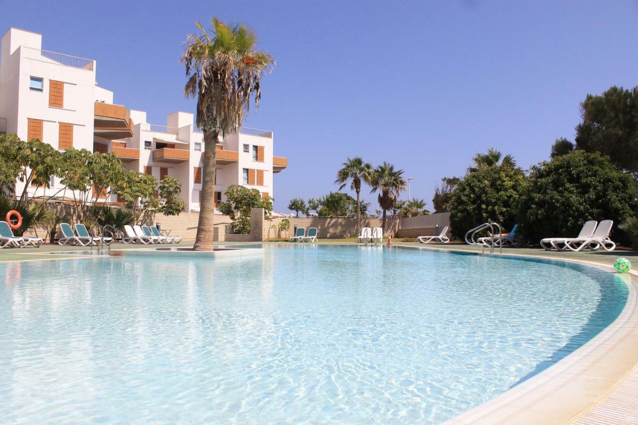 Los Martines Beachfront Ocean View El Médano المظهر الخارجي الصورة